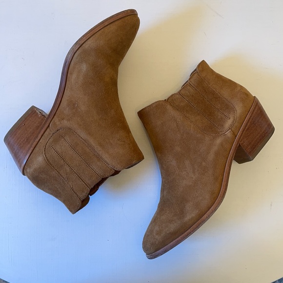 Joie Barlow Bootie - Picture 2 of 3